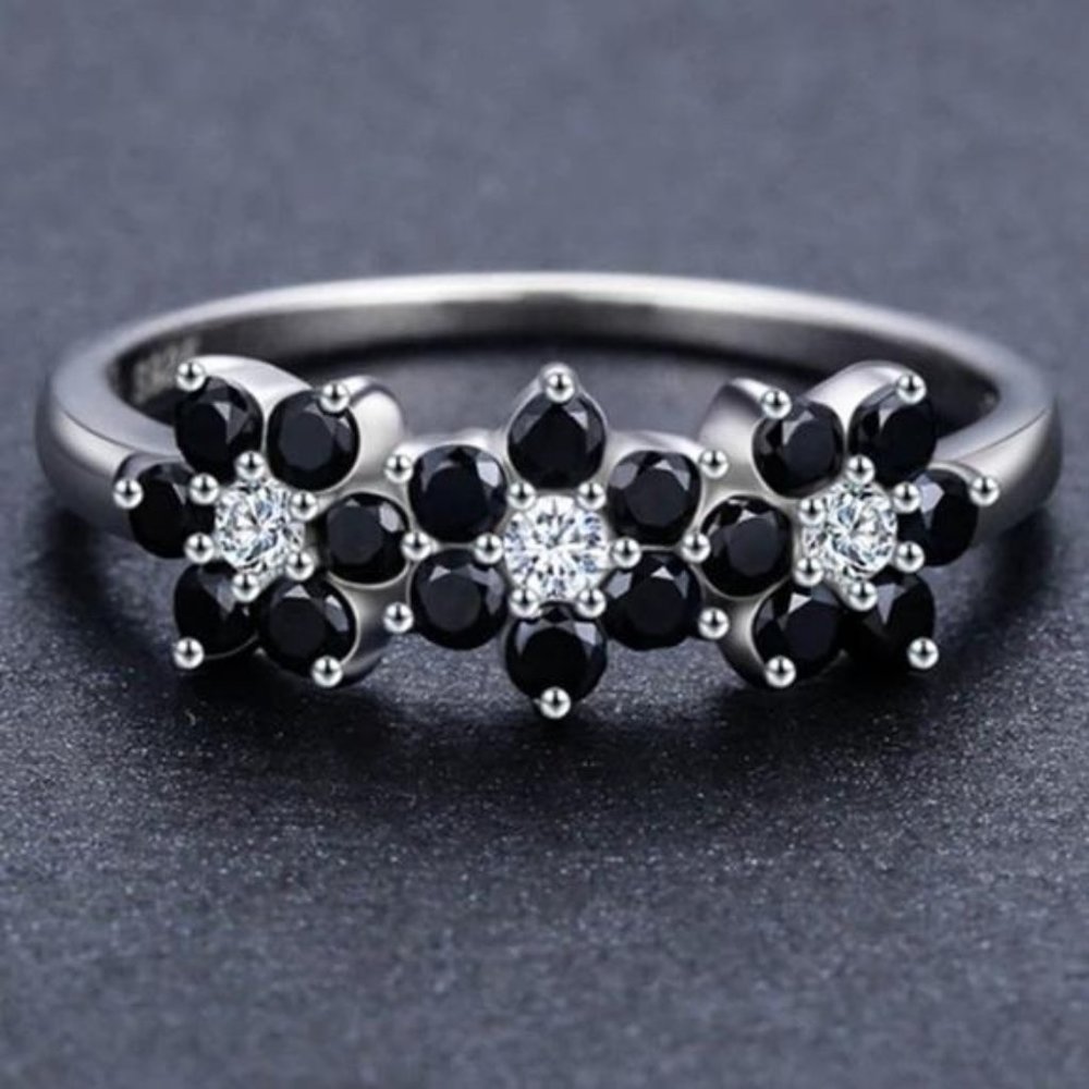 New S925 Black Spinel Diamond Sterling Silver Ring, cute Ring, shiny Ring.